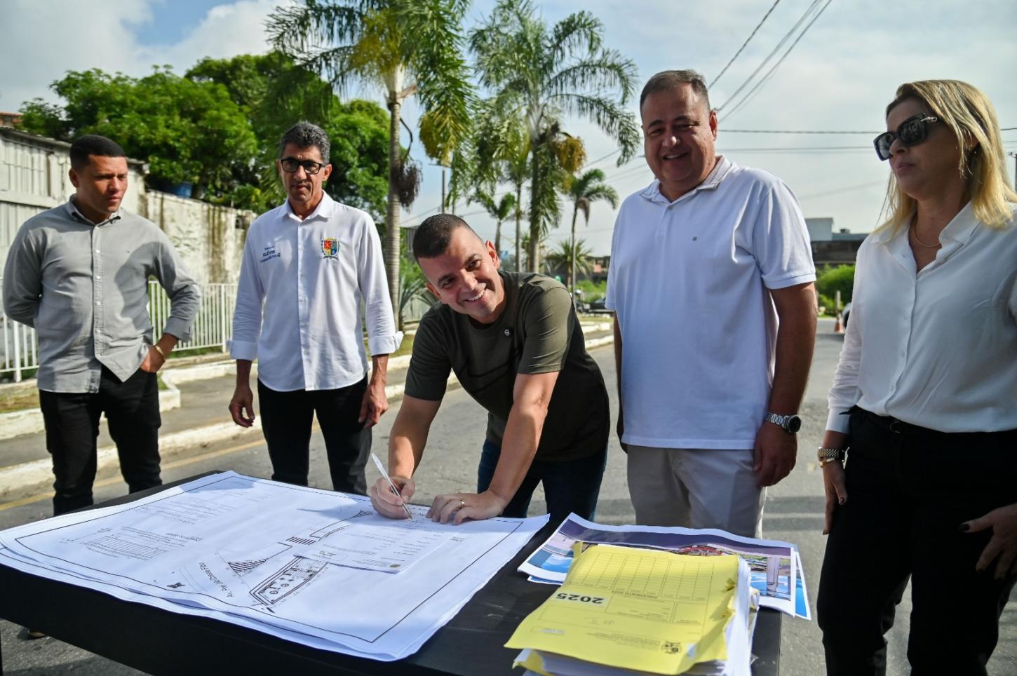 Prefeito Furlani assina obra de requalificação no Centro de Barra Mansa