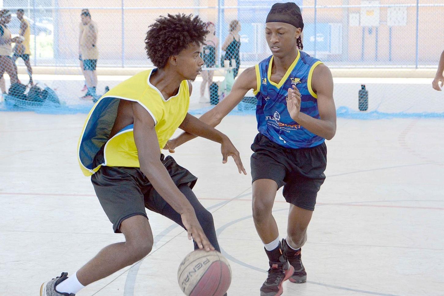 Agenda esportiva com basquete e  jiu-jitsu