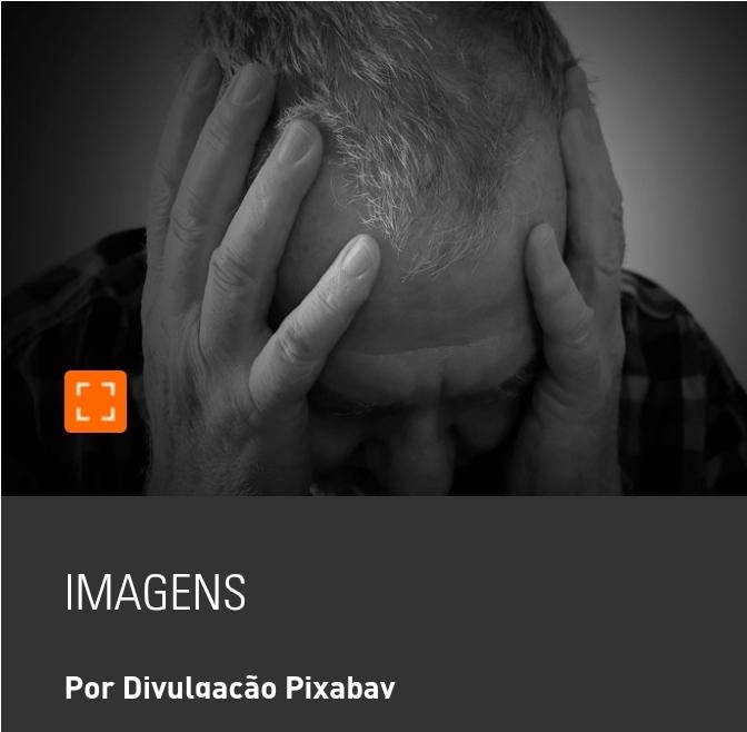 Cartazes em locais públicos